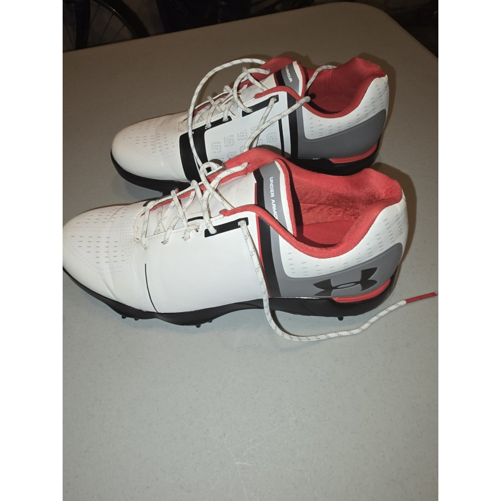 $90 obo, Size 6 Youth Under Armour Jordan Spieth One Jr Golf Shoes Spikes